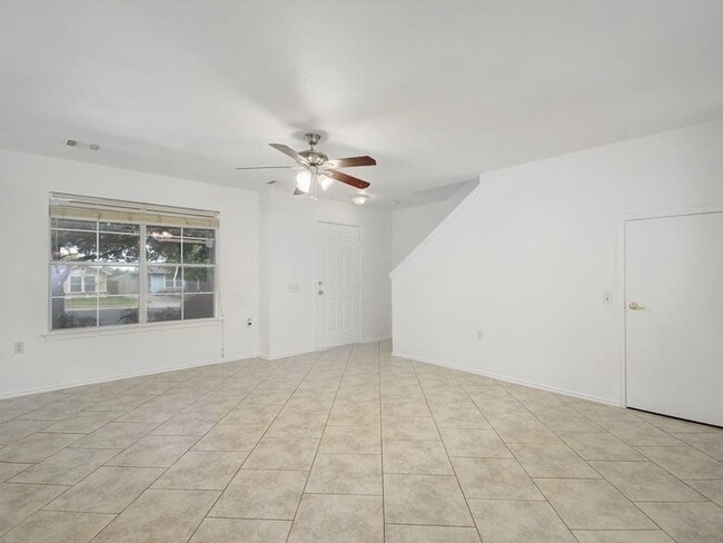 Building Photo - 13600 Briarcreek Loop