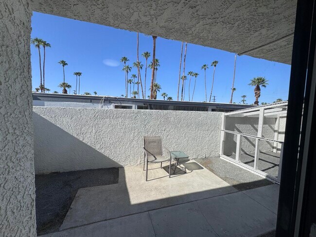 Building Photo - 45470 Sunrise Ln