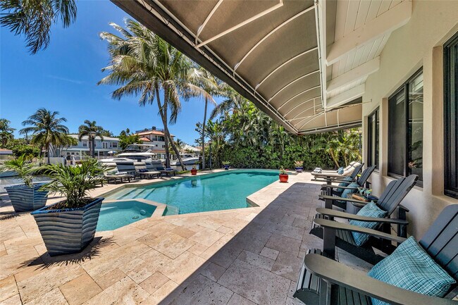 Building Photo - 616 Riviera Isle Dr