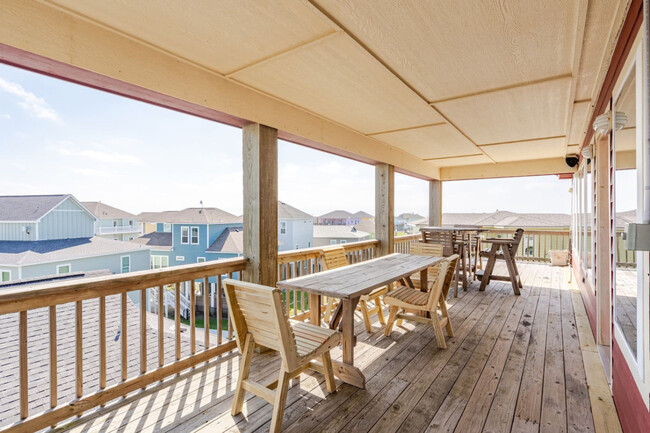 Building Photo - 907 S Cove Dr