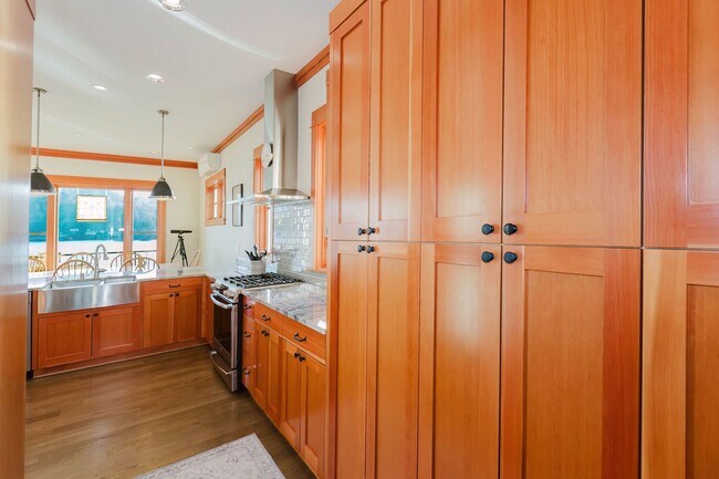 Building Photo - Impeccable Low Bank Bainbridge Waterfront Home with Private Dock