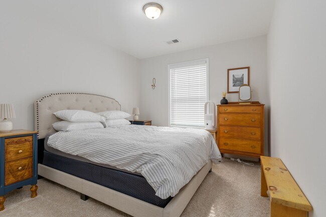 Building Photo - Beautiful, Almost New Home Located in The Desirable Elgin, SC