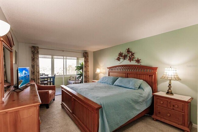 Building Photo - 1255 E Peppertree Dr