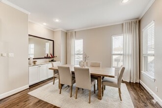 Building Photo - 1103 E 27th St