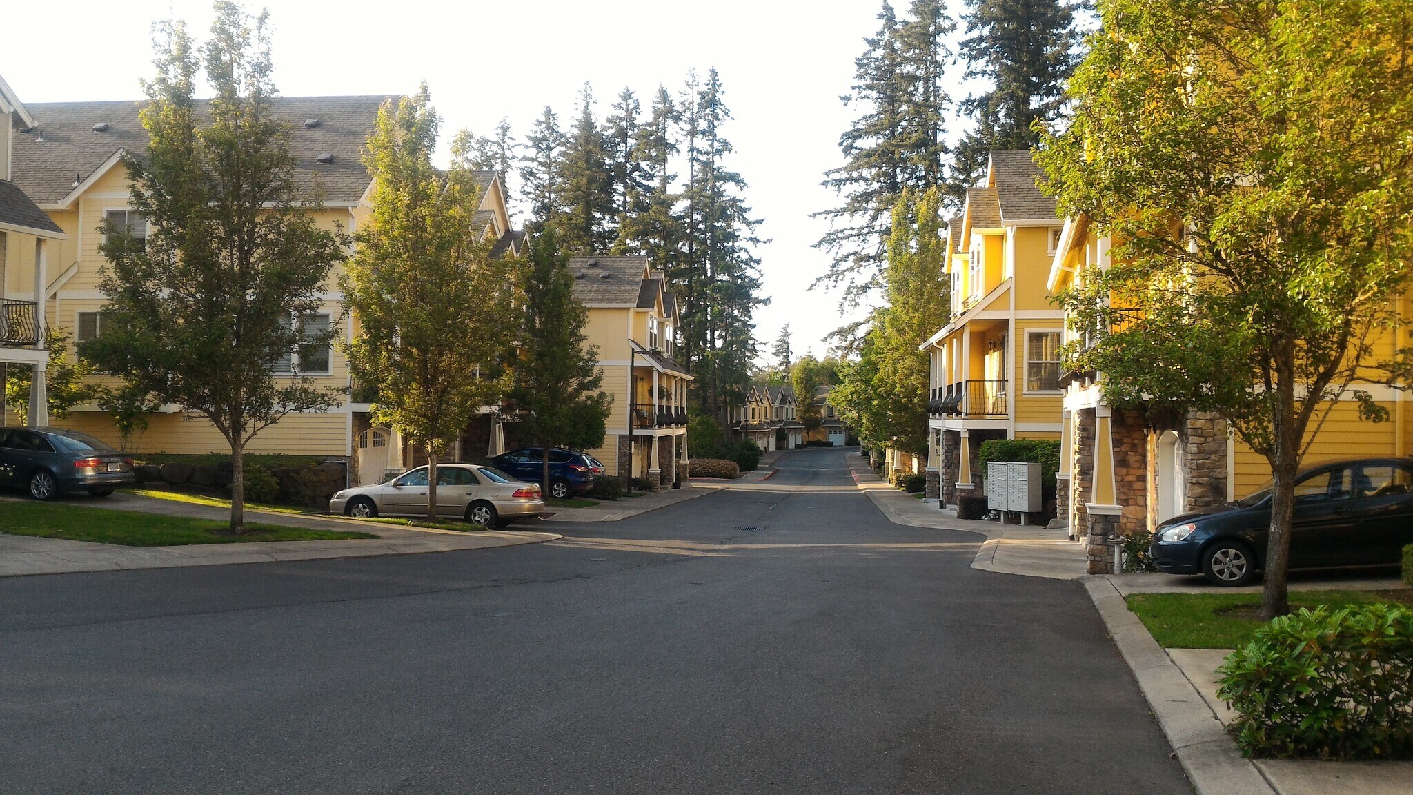 Building Photo - 1916 NE 49th Way