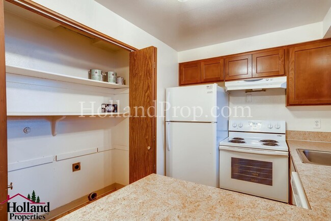 Building Photo - 1722 NE 230th Ct