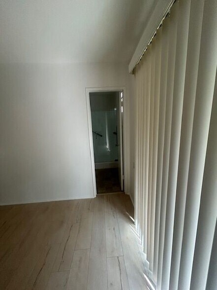 Building Photo - 1920 Manning Ave