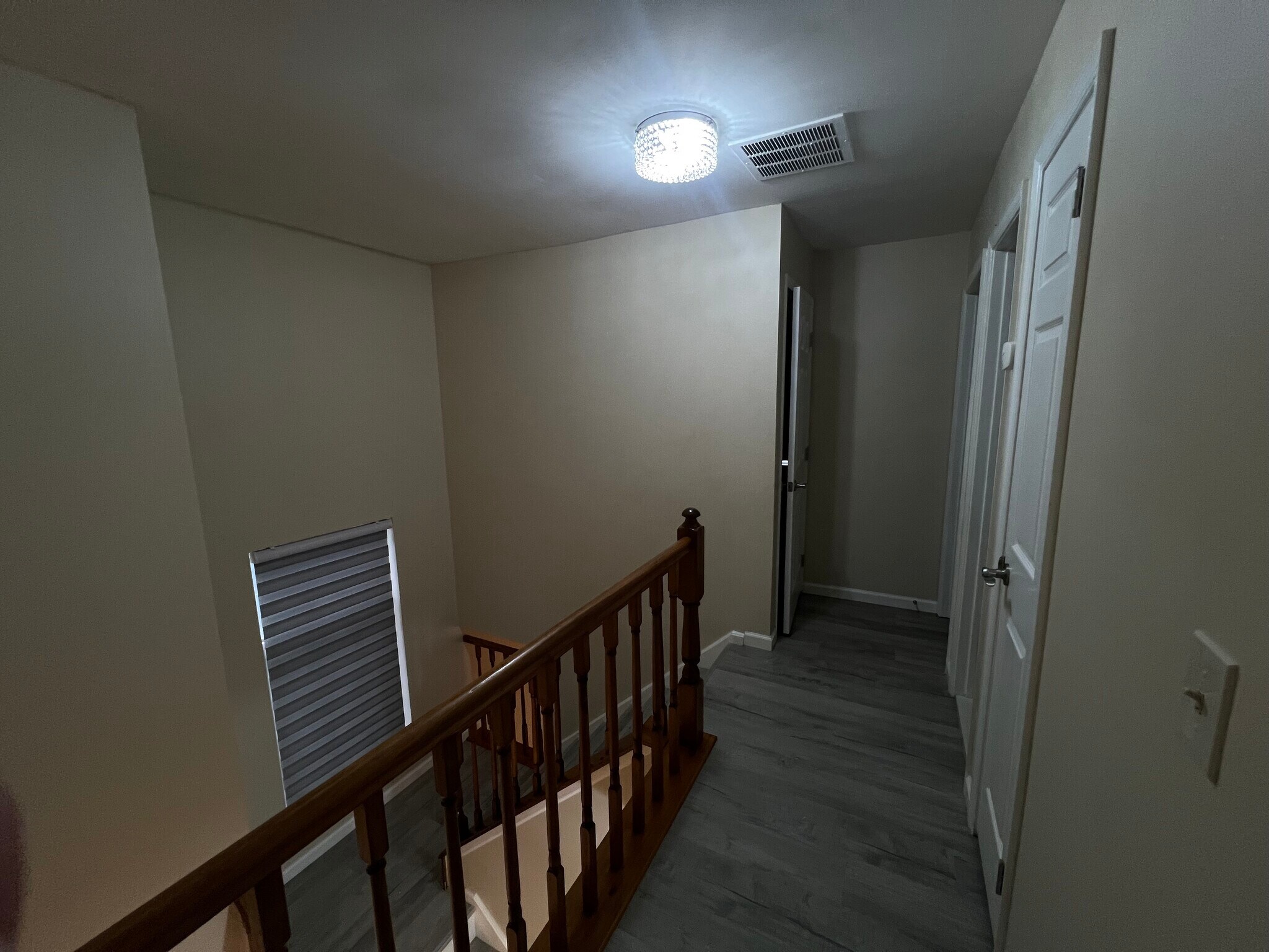 Building Photo - 384 Inwood Ct