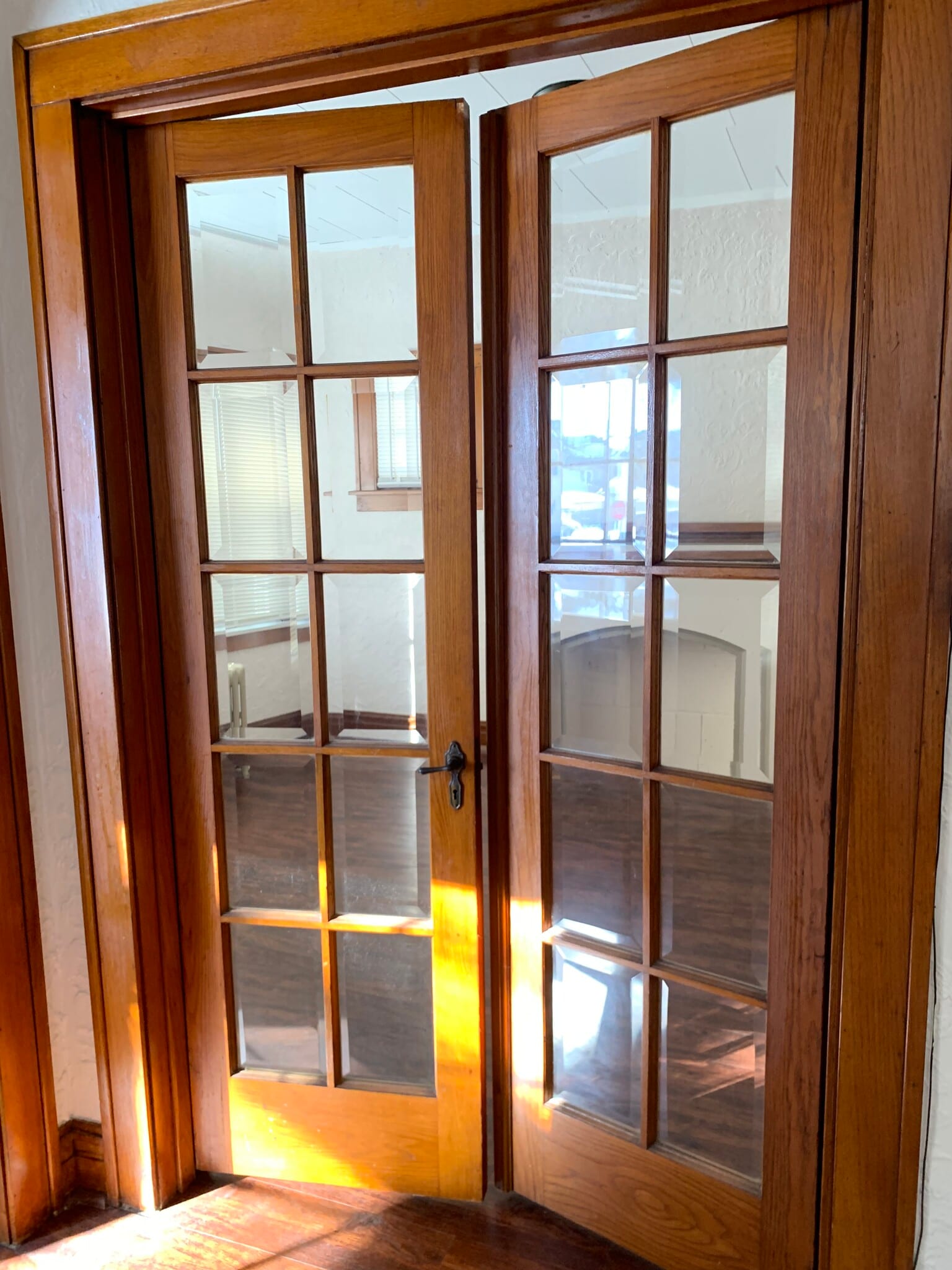 Building Photo - 5039 21st Ave