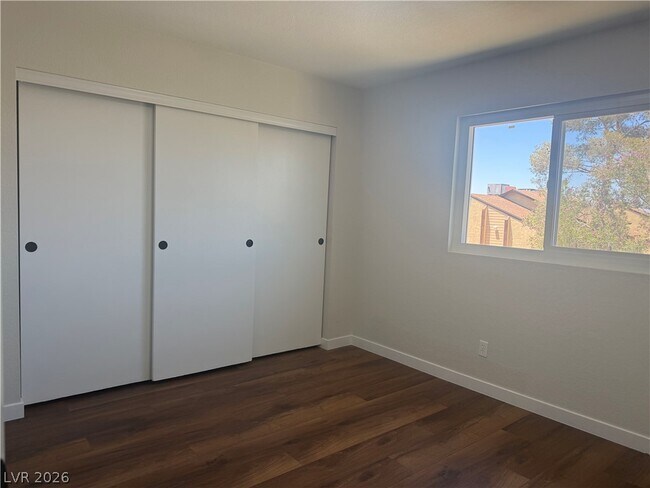 Building Photo - 511 Tabony Ave