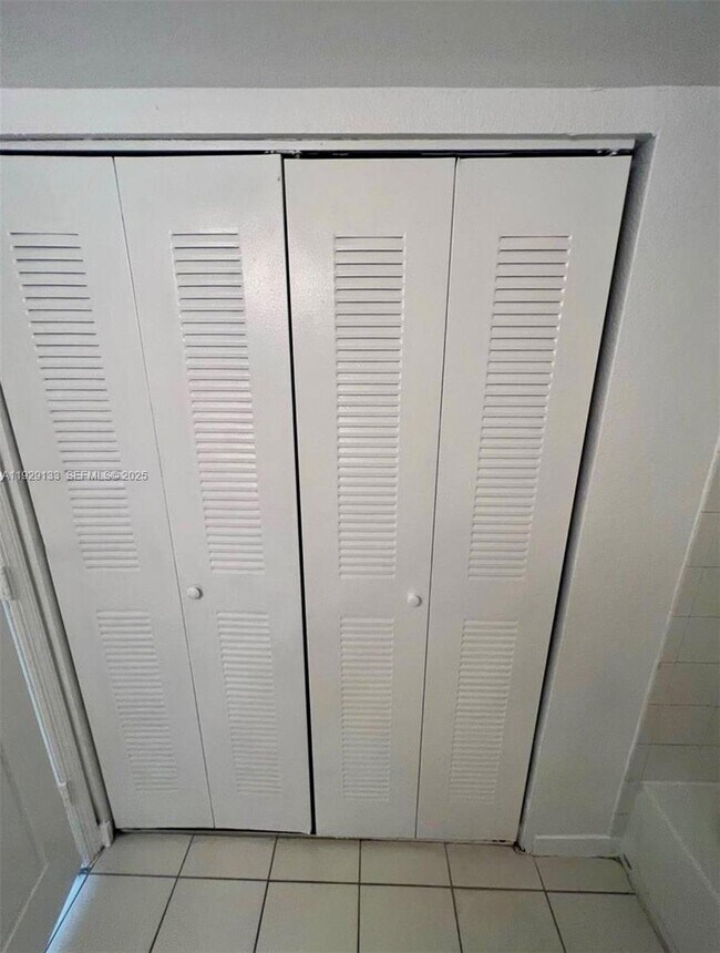 Building Photo - 15440 SW 284th St