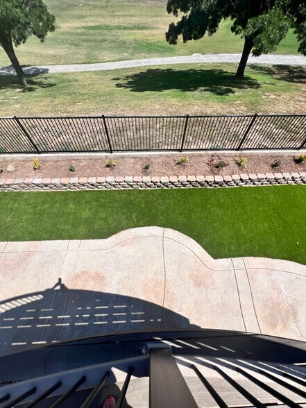 Building Photo - 29124 Meandering Cir