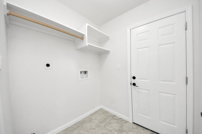 Building Photo - 51 Rd 5214