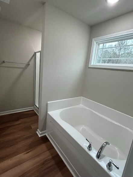 Building Photo - 401 Grand Oaks Dr