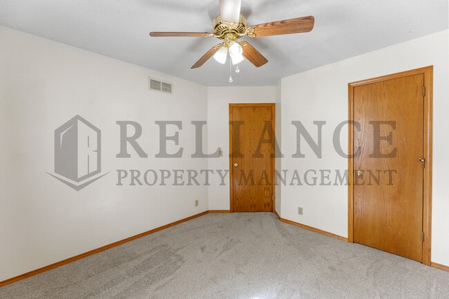 Building Photo - 8502 W Westlawn Cir