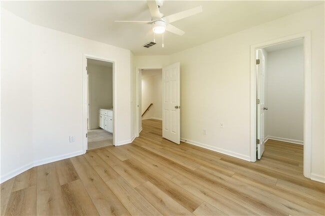 Building Photo - 3272 Pomarine Ln NW