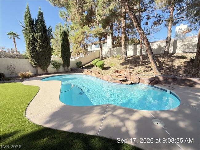 Building Photo - 2817 Crystal Cove Dr