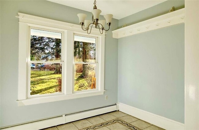 Building Photo - 18 Orchard Ave