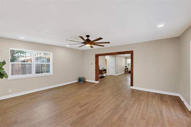 Building Photo - 2949 Hollandale Ln