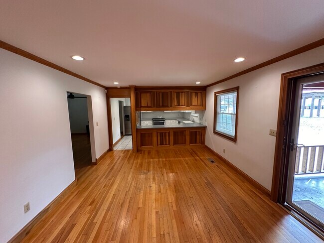 Building Photo - 8226 TN-58