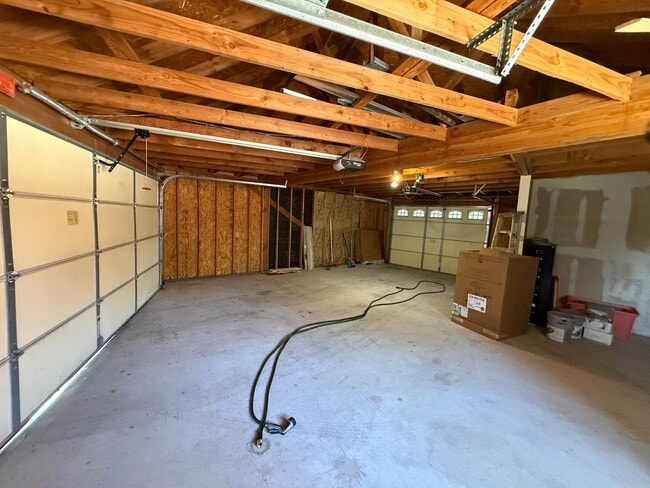 Building Photo - 3800 Casey Ct