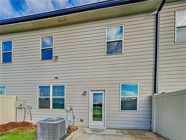 Building Photo - 2837 Pearl Rdg Trce