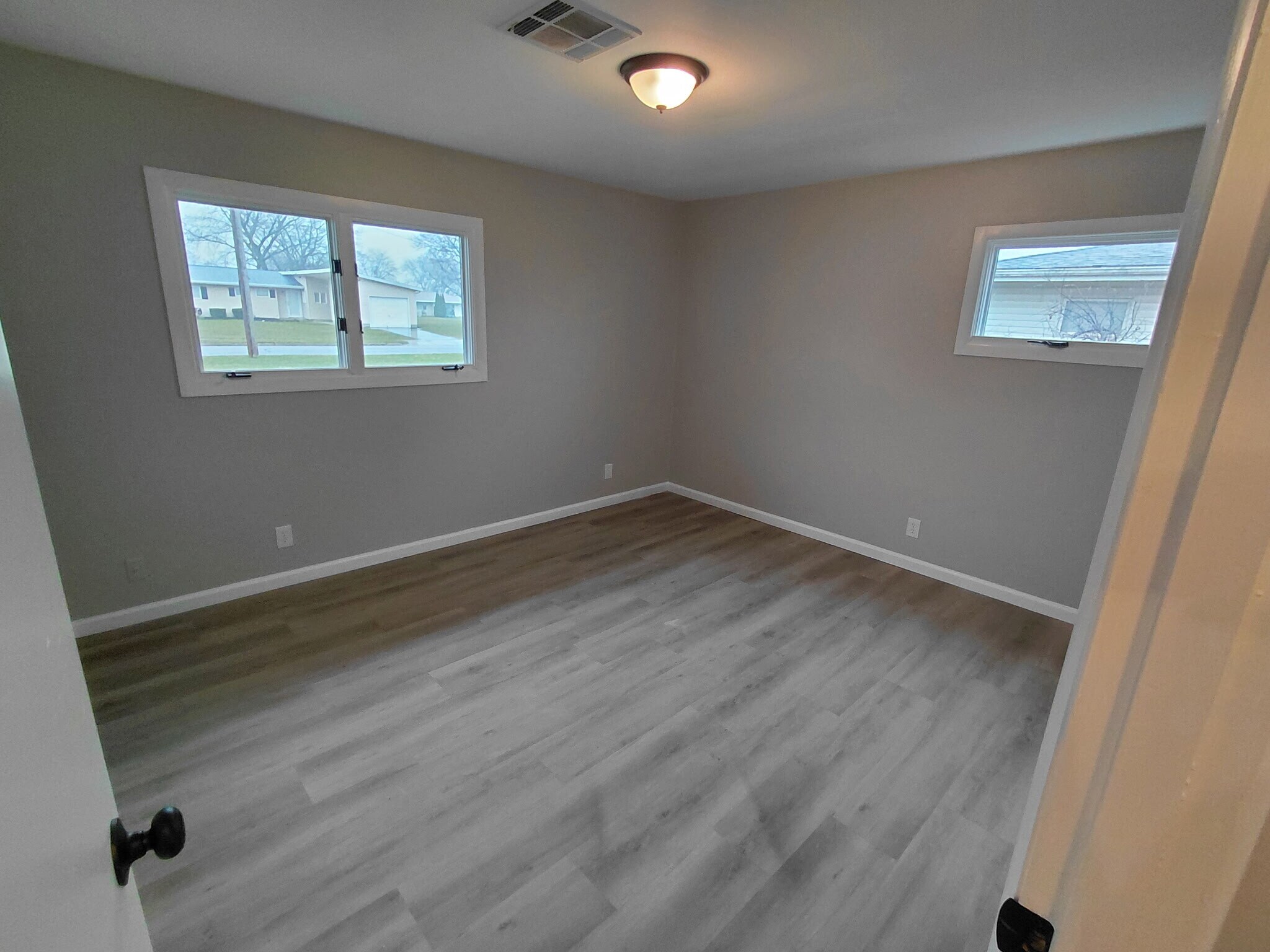 Building Photo - 23 Steele Cir