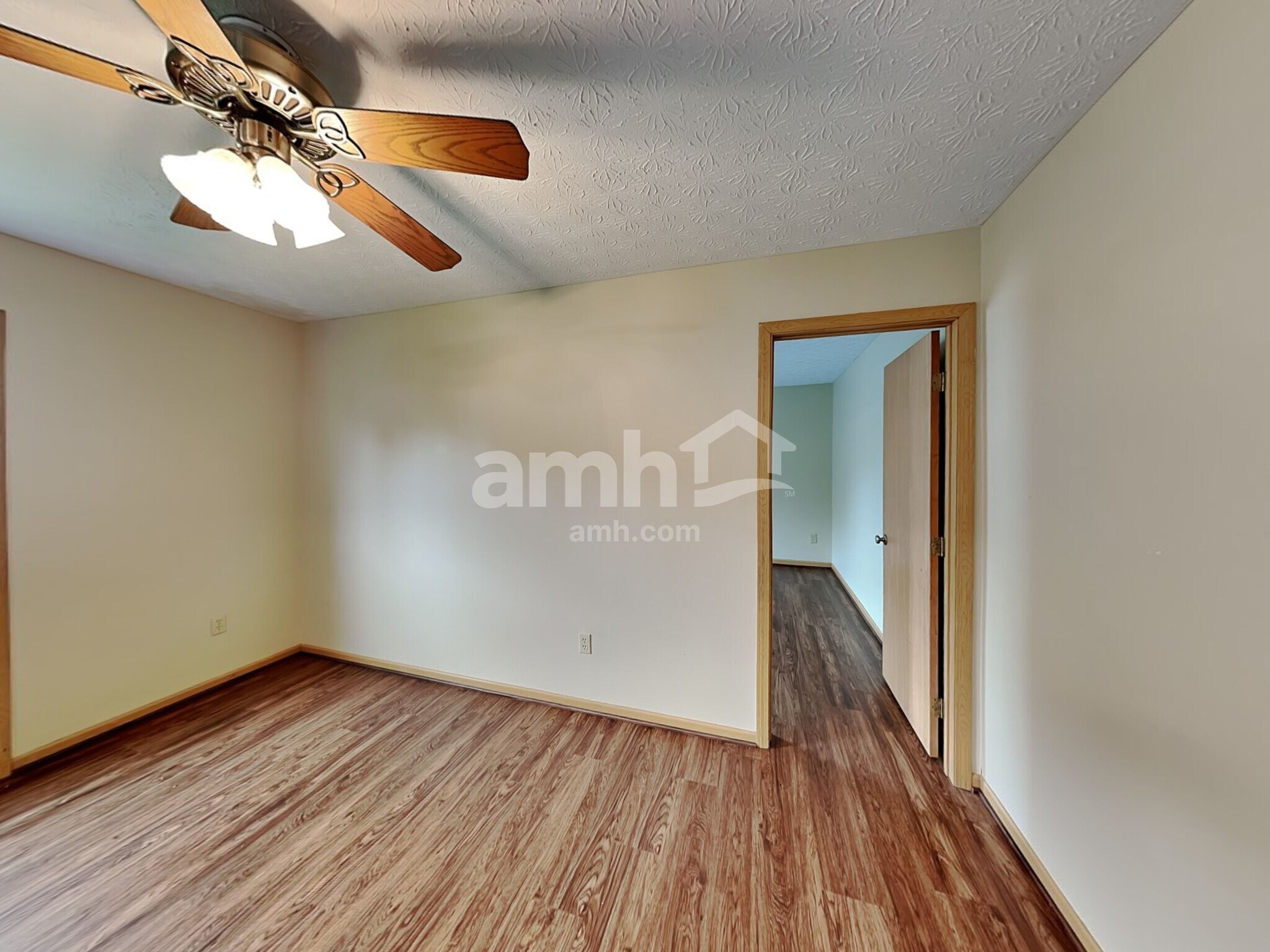 Building Photo - 7468 Hemrich Dr