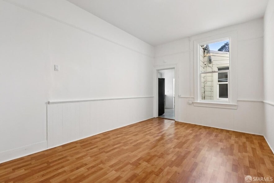 Bedroom - 1330 Alabama St