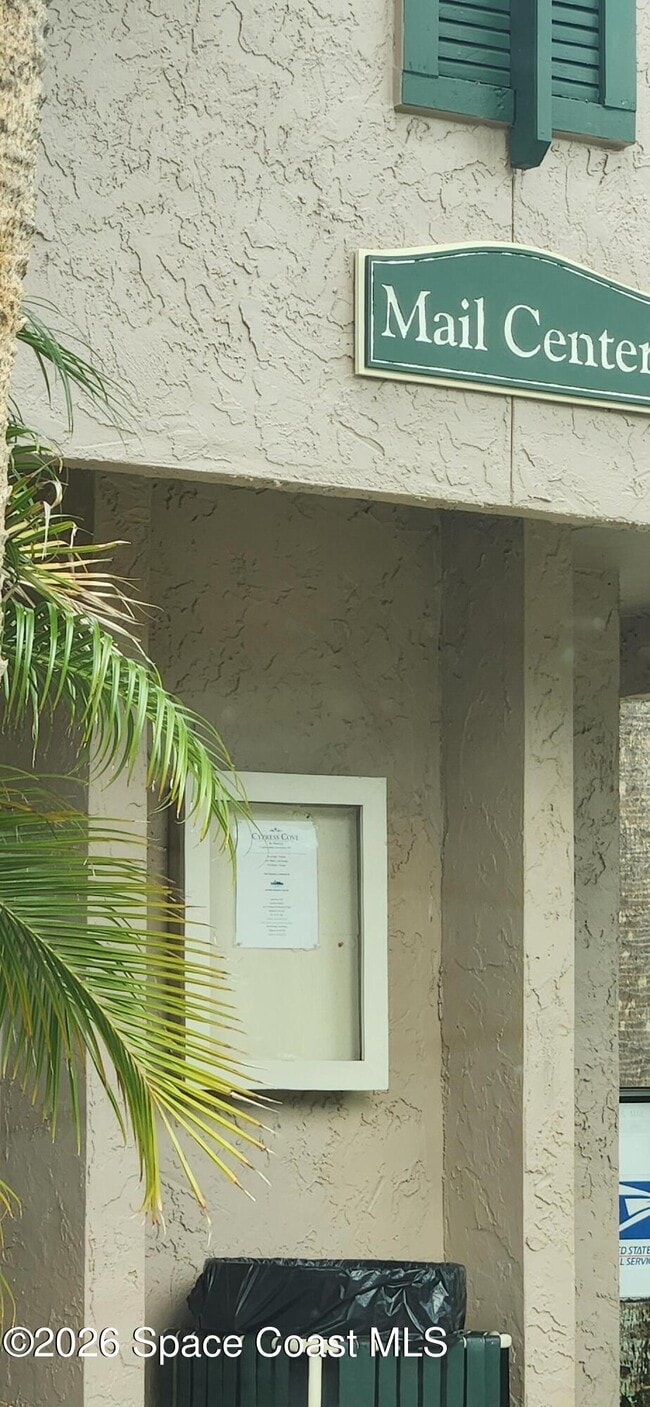 Building Photo - 7667 N Wickham Rd