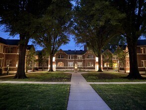 Building Photo - 1572 Overton Park Ave