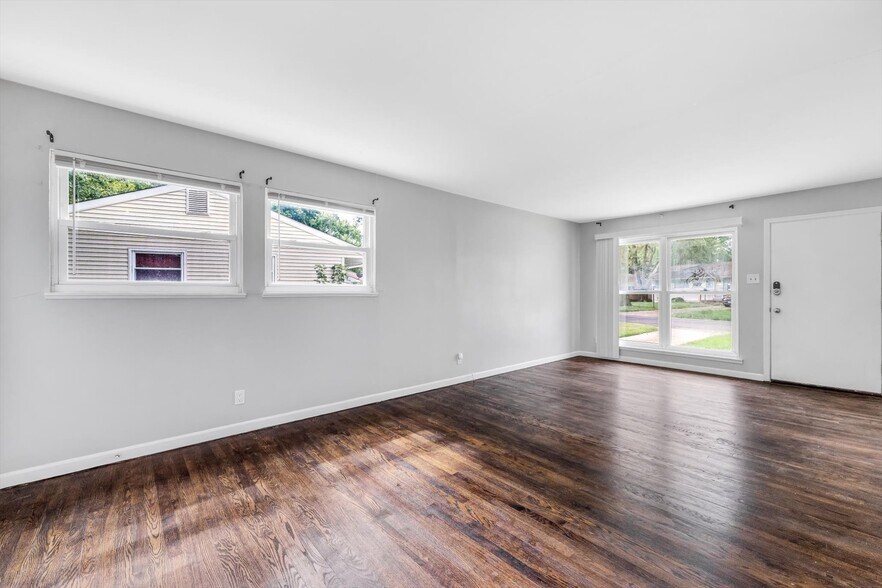 Building Photo - 765 Daniel Boone dr