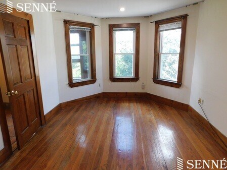 Building Photo - 41 Porter Rd