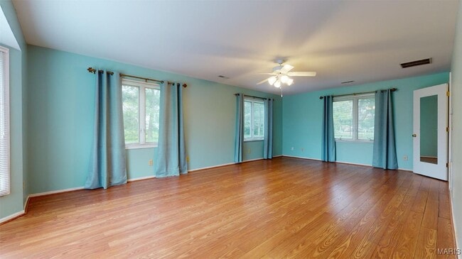 Building Photo - 31 S Tealwood Dr