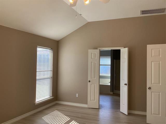 Building Photo - 825 Coppin Dr
