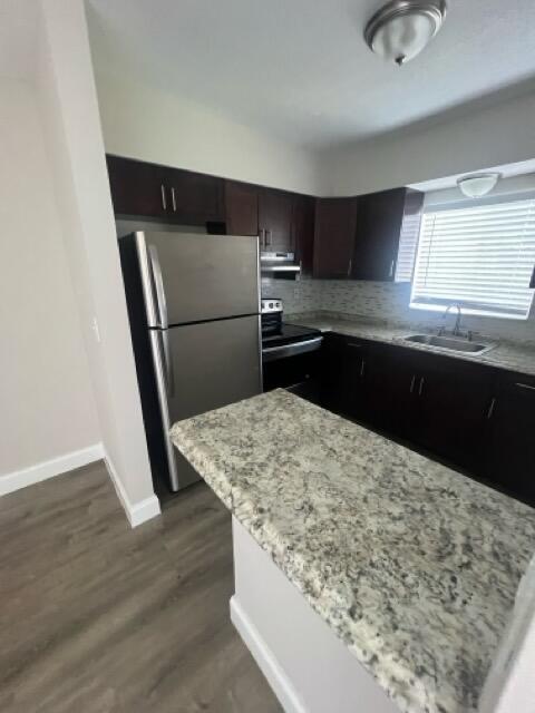 Building Photo - 480 W Camino Real
