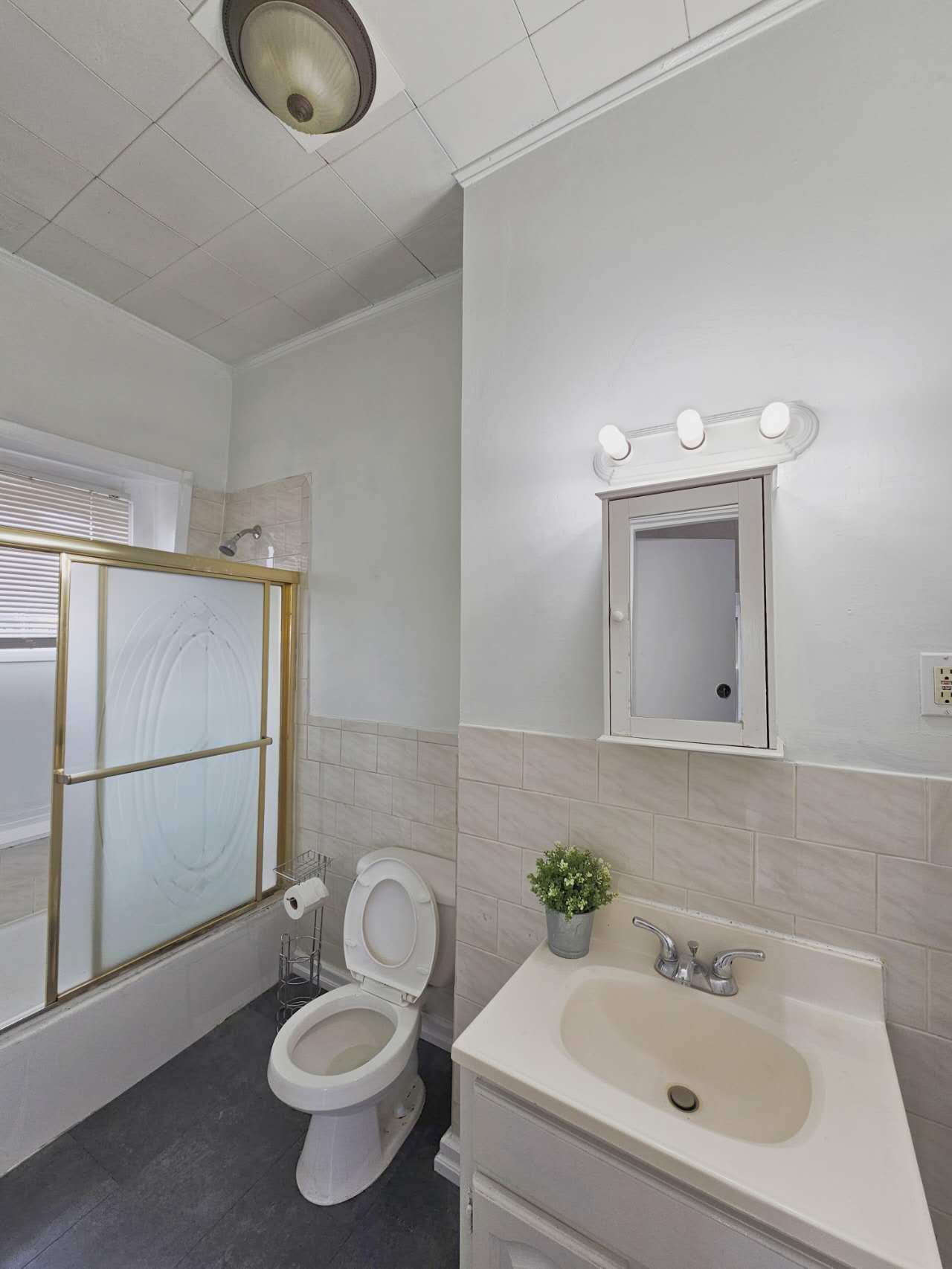 Building Photo - 23 Benedict St