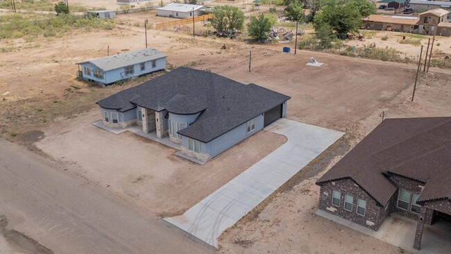 Building Photo - 12029 W Palomino Dr