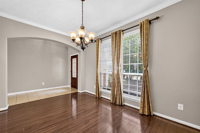 Building Photo - 4507 Lakefront Terrace Dr