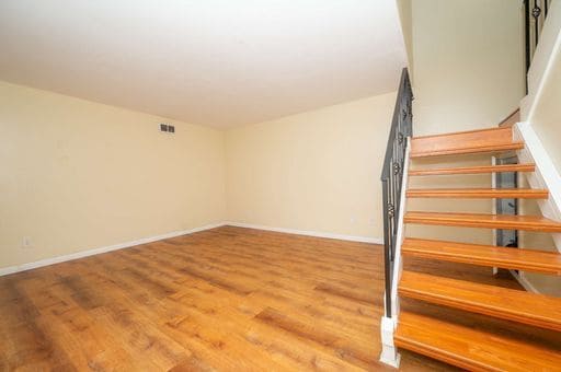 Building Photo - Two Weeks FREE Chula Vista Townhome 2 Bed 1 Bath with assigned parking, Refreshed w/prime amenities.