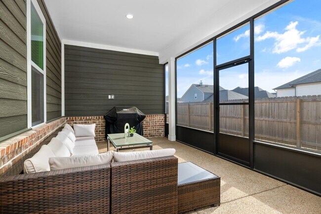 Building Photo - 5628 Gerber Rd