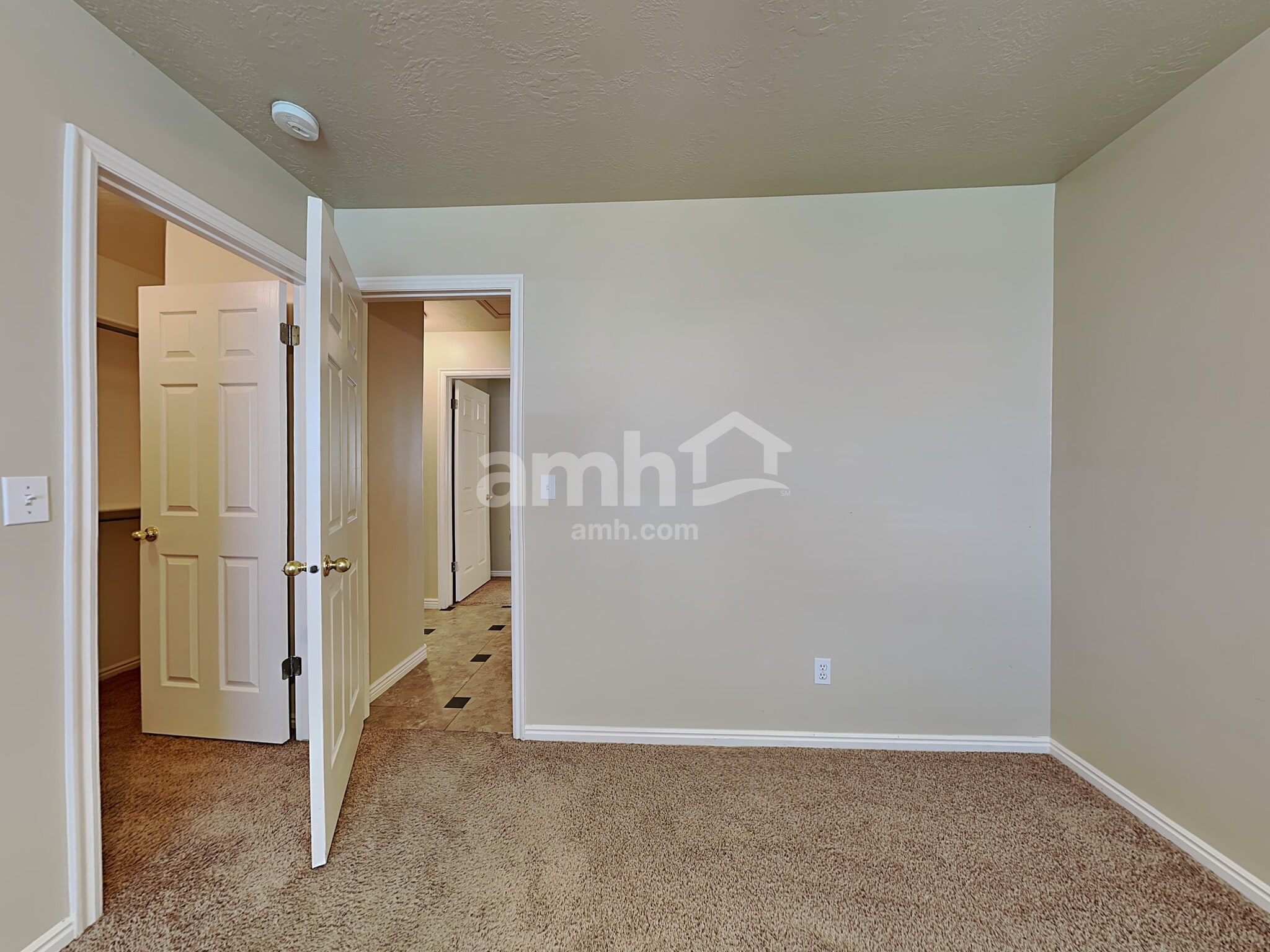 Building Photo - 1381 N 2225 W