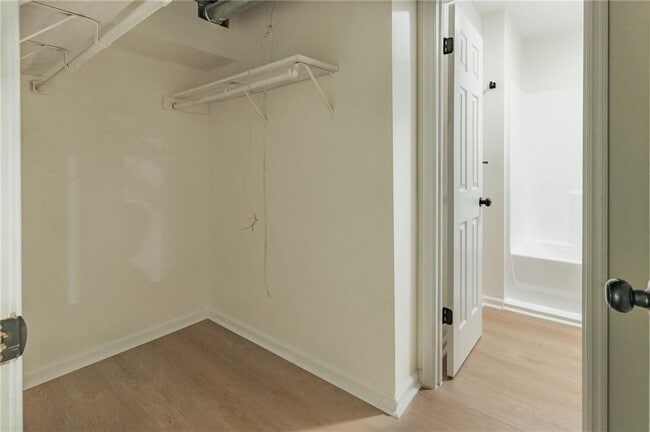Building Photo - 2708 Spencers Trace NE