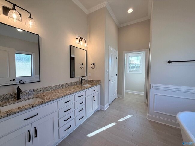 Building Photo - 26430 Birkshire Ln