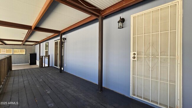Building Photo - 7408 S 197th Dr