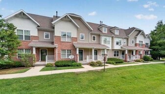 Building Photo - 707 Cricket Ln