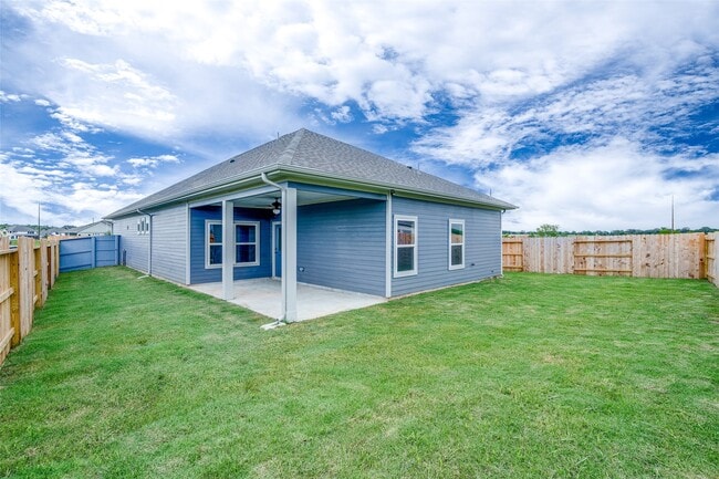 Building Photo - 32315 Clouser Minnou Ct