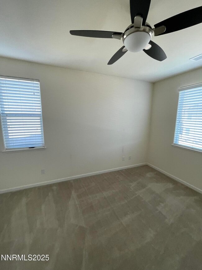 Building Photo - 7115 Diversey Dr