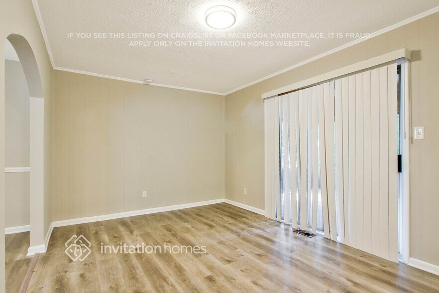 Building Photo - 4560 Birch Ridge Trail