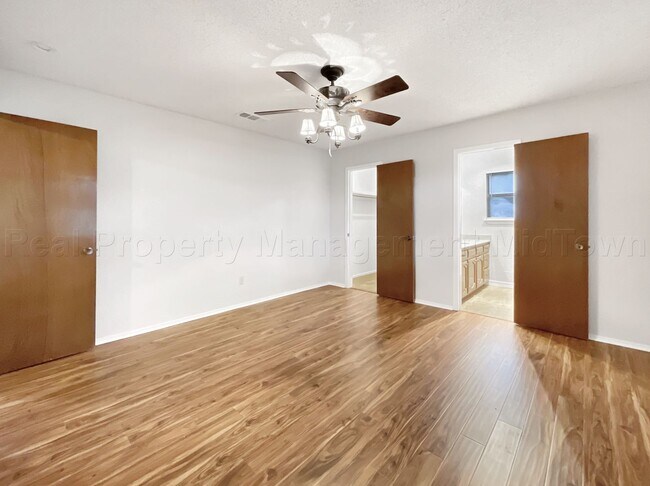 Building Photo - 841 S Atkerson Ln
